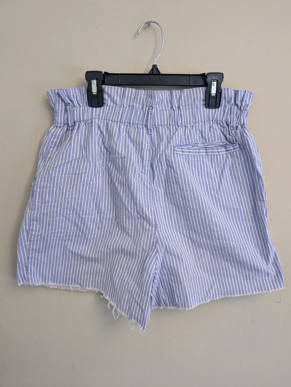 Esprit Vintage Teen Blue Pinstripe Shorts Size S